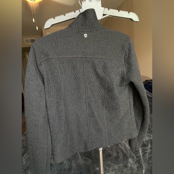 Prana gray jacket, size medium, great condition - Picture 2 of 3